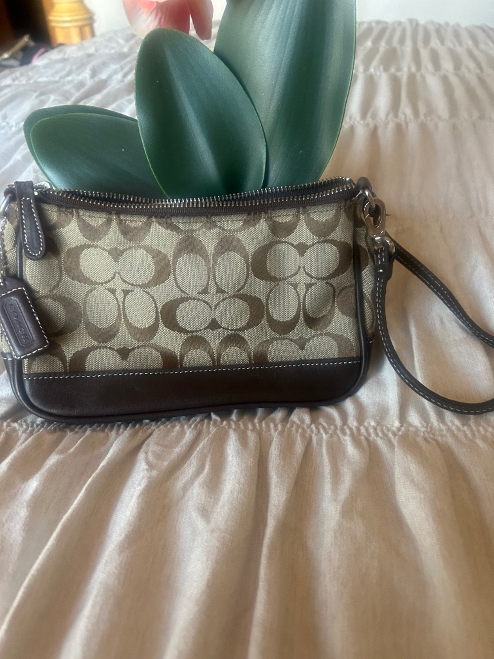 Vintage Demi brown wristlet clutch